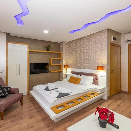 Taksim Trend Aparthotel 3*